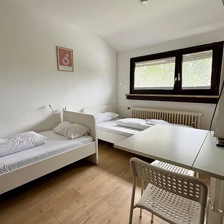 Kleine Und Charmante Monteurs D Karlsruhe