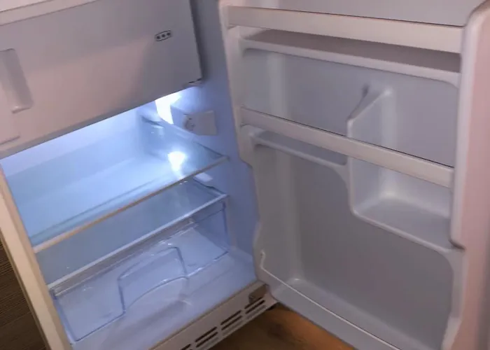 Kleine Und Charmante Monteurs D קרלסרוהה